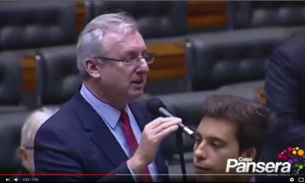 Deputado Celso Pansera fala contra licitação internacional que visa produção de moedas fora do Brasil