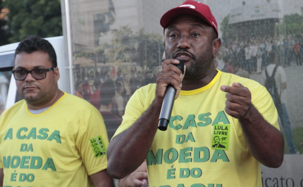 Moedeiros presentes no 1º de Maio na praça XV