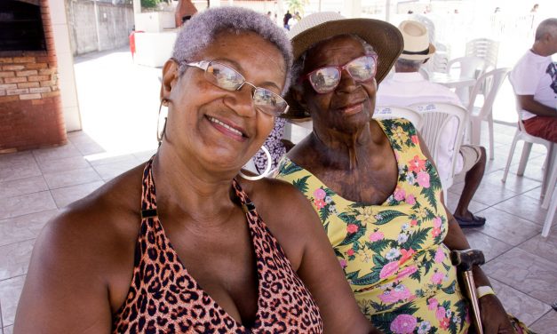 Encontro de amigos na Festa dos Aposentados de 2019 (fotos)