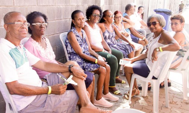 Encontro de amigos na Festa dos Aposentados de 2019 (fotos)