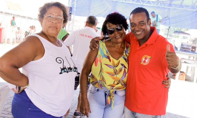 Encontro de amigos na Festa dos Aposentados de 2019 (fotos)