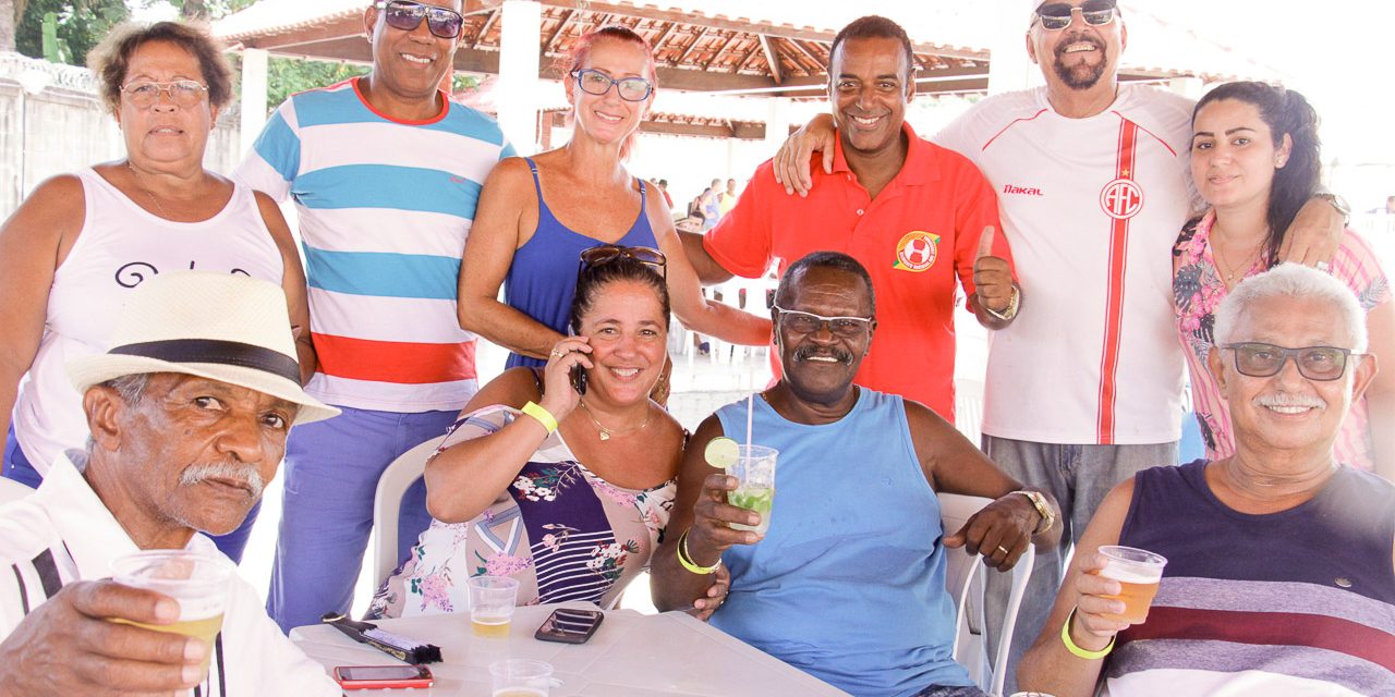 Encontro de amigos na Festa dos Aposentados de 2019 (fotos)